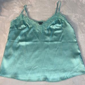 Seafoam green satin top with lace detail never worn size: S